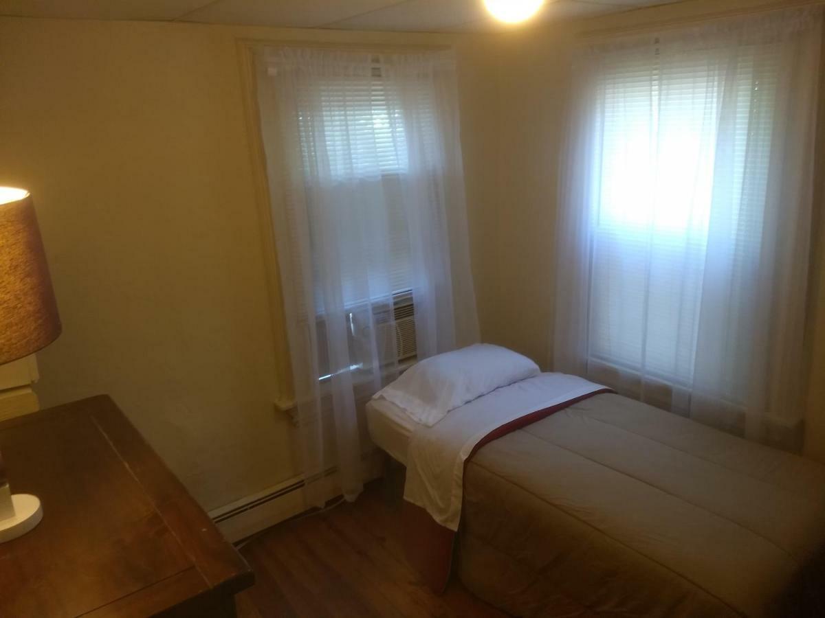 Cappuccio Hotel Keansburg Екстериор снимка